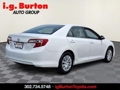 2014 Toyota Camry LE