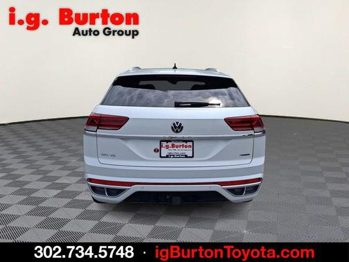 Opal White Pearl 2023 Volkswagen Atlas Cross Sport 3.6L V6 SEL Premium R-Line