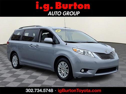 2013 Toyota Sienna XLE