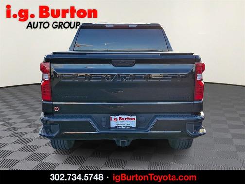 2022 Chevrolet Silverado 1500 Custom