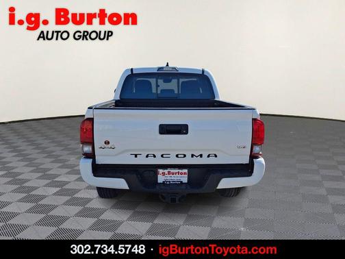 2022 Toyota Tacoma SR