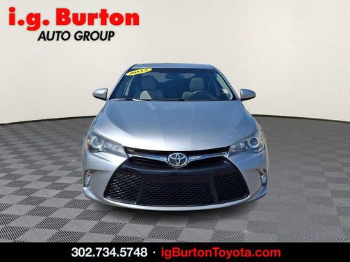 Celestial Silver Metallic 2017 Toyota Camry SE