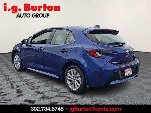 Blue Crush Metallic 2026 Toyota Corolla SE