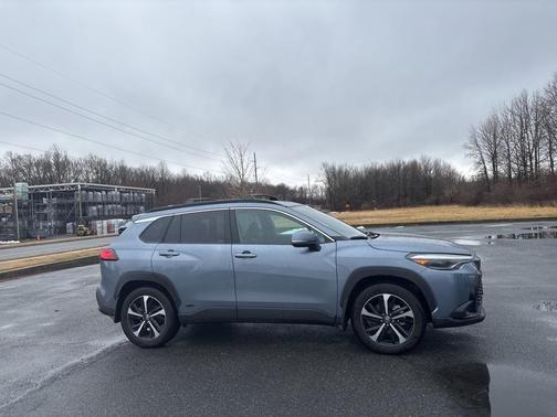 2024 Toyota Corolla Hybrid SE