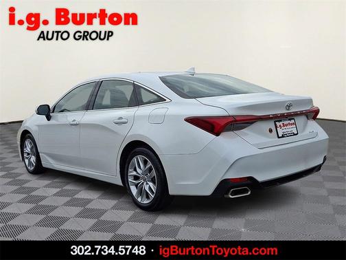 2022 Toyota Avalon XLE