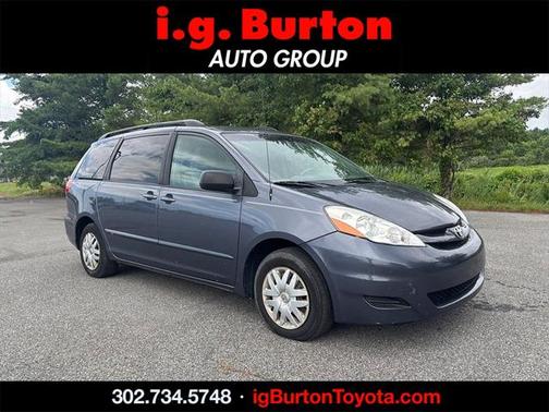 2009 Toyota Sienna LE