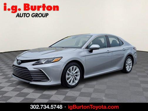 2022 Toyota Camry LE