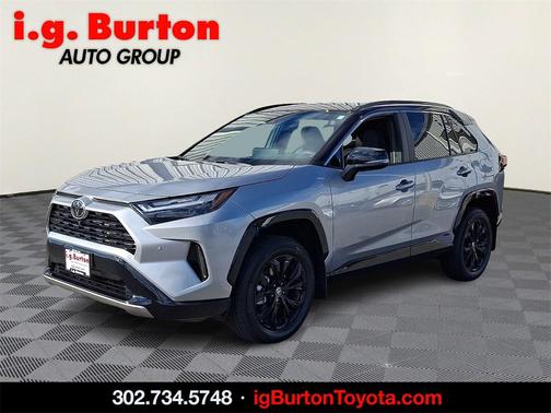 2025 Toyota RAV4 Hybrid SE