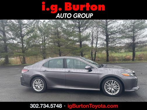 2019 Toyota Camry Hybrid XLE