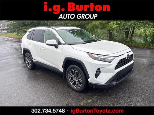 2022 Toyota RAV4 Hybrid XLE Premium