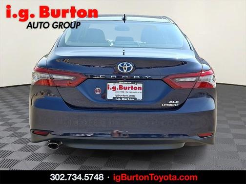 2021 Toyota Camry Hybrid XLE