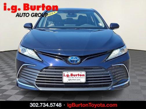 2021 Toyota Camry Hybrid XLE