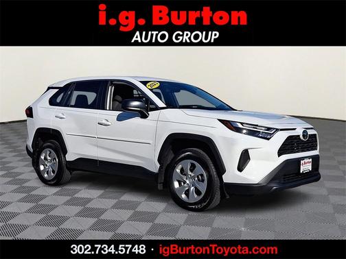 2023 Toyota RAV4 LE