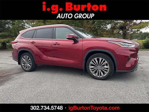 2022 Toyota Highlander Platinum