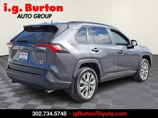 2019 Toyota RAV4 XLE Premium