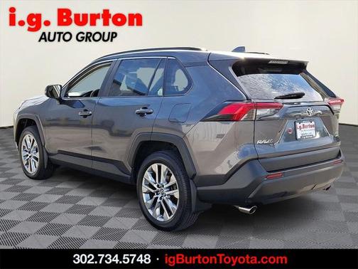2019 Toyota RAV4 XLE Premium
