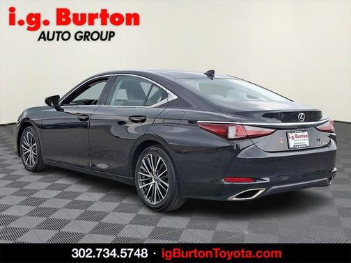 2023 Lexus ES 350 Base