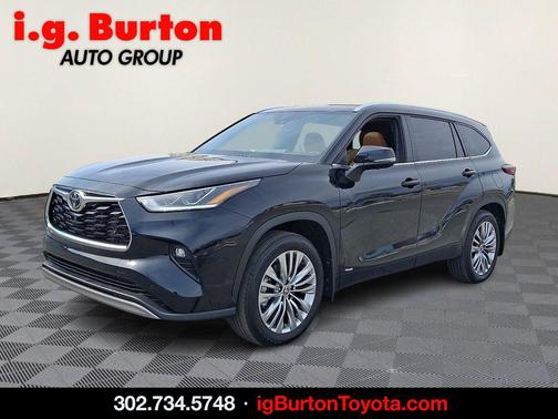 2026 Toyota Highlander Hybrid Platinum