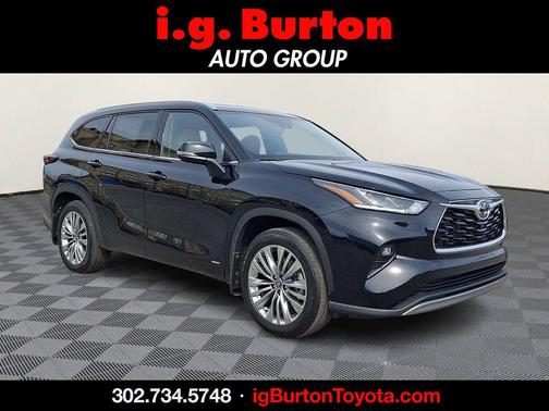 2026 Toyota Highlander Hybrid Platinum