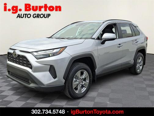 2025 Toyota RAV4 Hybrid XLE