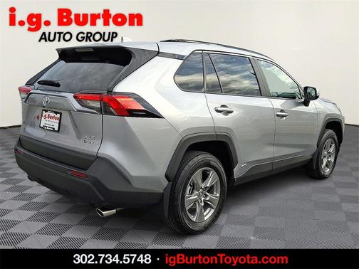 2025 Toyota RAV4 Hybrid XLE