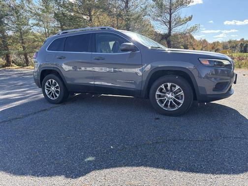 2021 Jeep Cherokee Latitude Lux