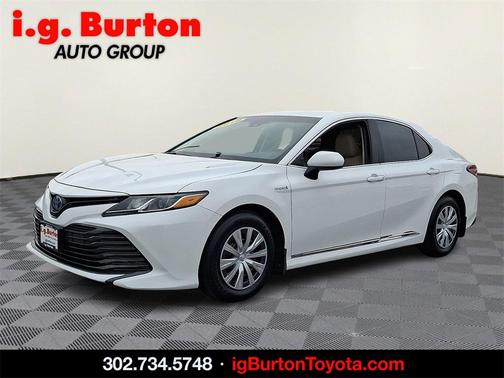2018 Toyota Camry Hybrid LE