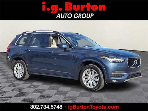 2018 Volvo XC90 T6 Momentum