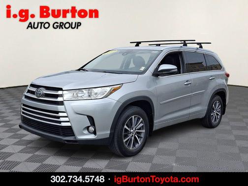 Celestial Silver 2017 Toyota Highlander XLE