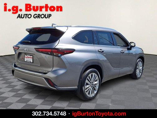 Heavy Metal 2026 Toyota Highlander Hybrid Platinum