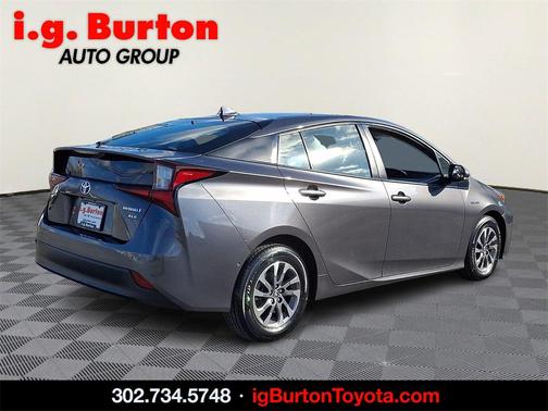 2019 Toyota Prius XLE