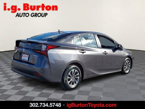 2019 Toyota Prius XLE