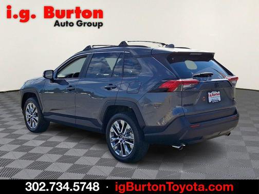 Magnetic Gray Metallic 2019 Toyota RAV4 XLE Premium