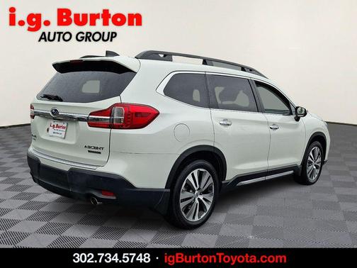 Crystal White Pearl 2020 Subaru Ascent Touring 7-Passenger