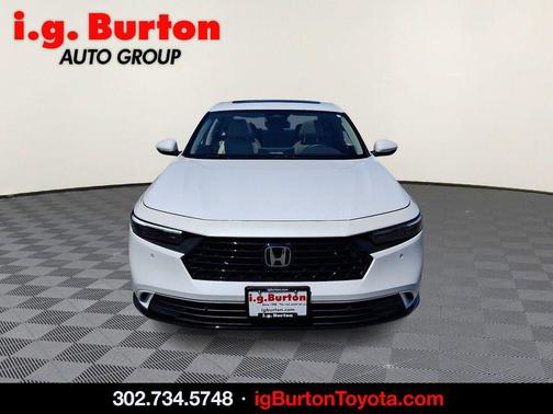 Platinum White Pearl 2023 Honda Accord Hybrid EX-L