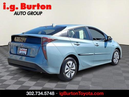 2016 Toyota Prius Three