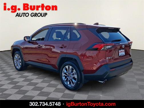 2025 Toyota RAV4 XLE Premium