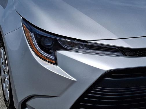 Classic Silver Metallic 2026 Toyota Corolla LE