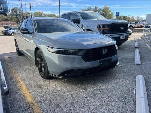 2025 Honda Accord Hybrid Base