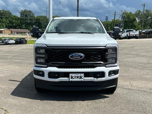 2025 Ford F-250 XL
