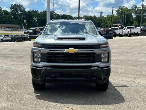 2024 Chevrolet Silverado 2500 Custom