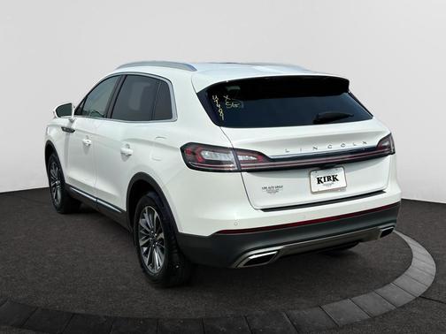 2023 Lincoln Nautilus Standard