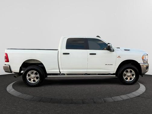 2023 RAM 2500 Big Horn Crew Cab 4x4 6'4' Box