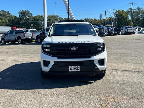 2025 Ford Expedition Max Active 4x4