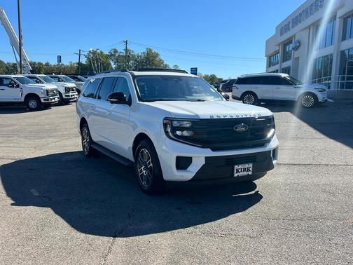2025 Ford Expedition Max Active 4x4