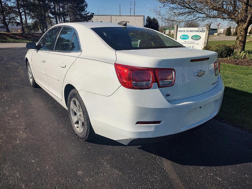 2015 Chevrolet Malibu 1LS