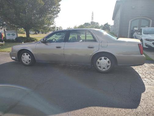 2004 Cadillac DeVille DHS