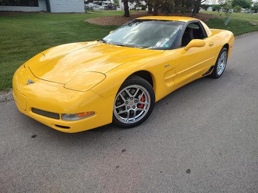 Yellow 2003 Chevrolet Corvette Z06