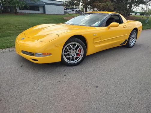 Yellow 2003 Chevrolet Corvette Z06