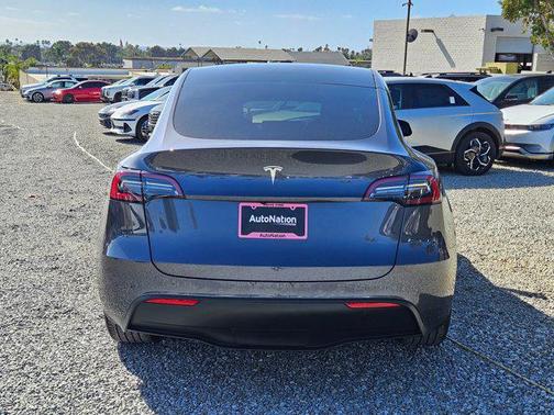 2023 Tesla Model Y RWD